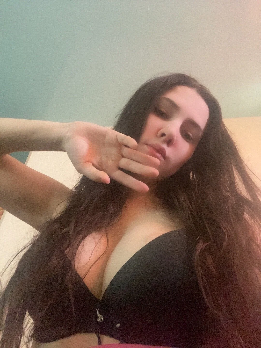 XXX Porn Photo of Nude SexyBaeKiss 1