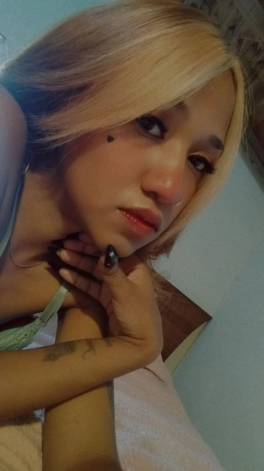 XXX Porn Photo of Nude rocxi_metamorf 3