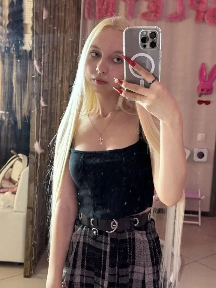 XXX Porn Photo of Nude LilithVance 1