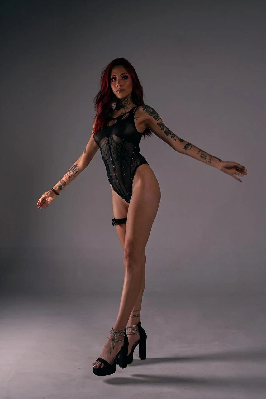 XXX Porn Photo of Nude Red_Sinclair 5