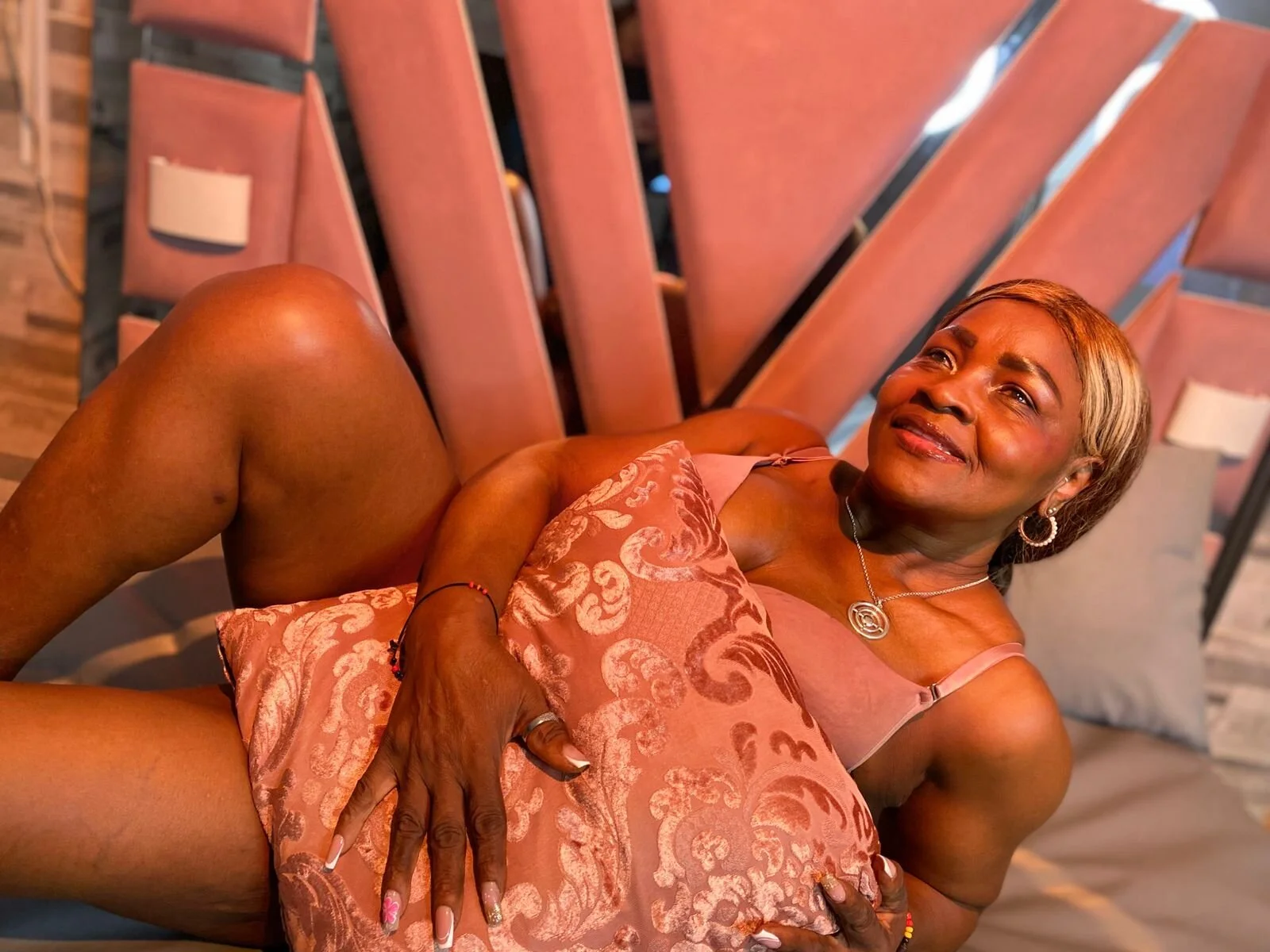 XXX Porn Photo of Nude lola_hornei 55
