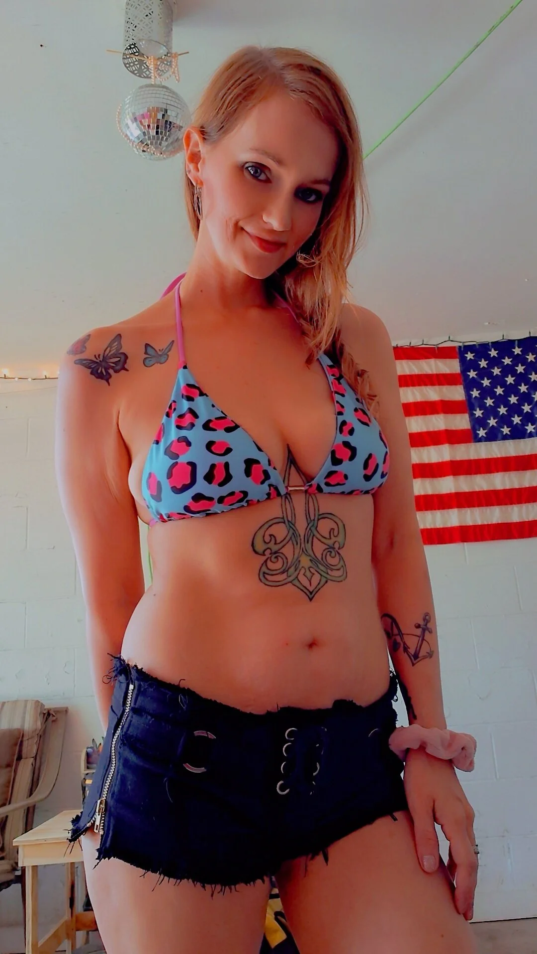 XXX Porn Photo of Nude PeachyAriel 6