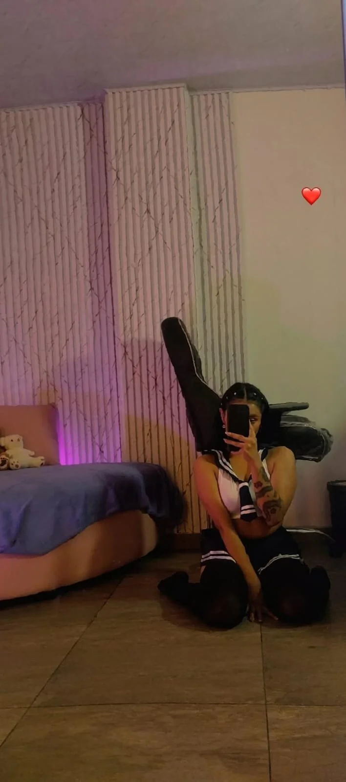 XXX Porn Photo of Nude PEACHY_TAY 113
