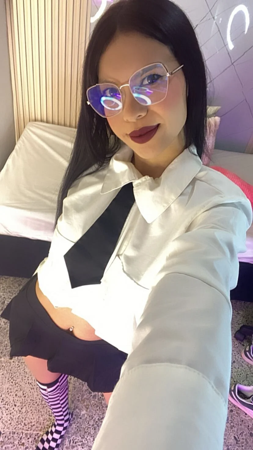 XXX Porn Photo of Nude Sara_swift9 11