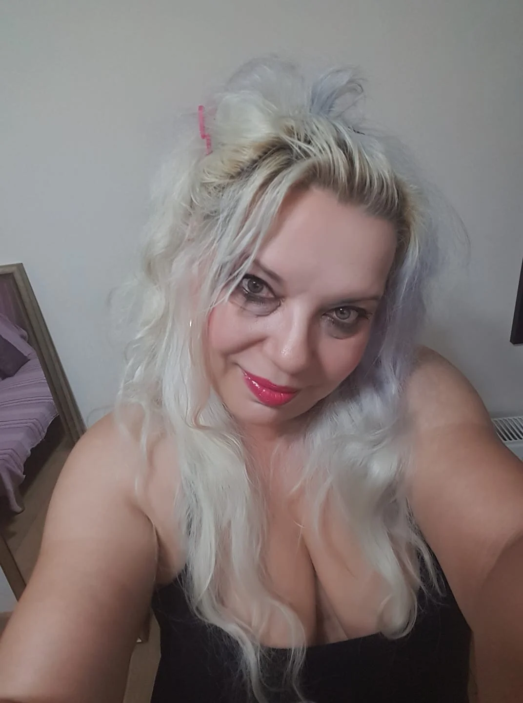 SonyaHotMilf