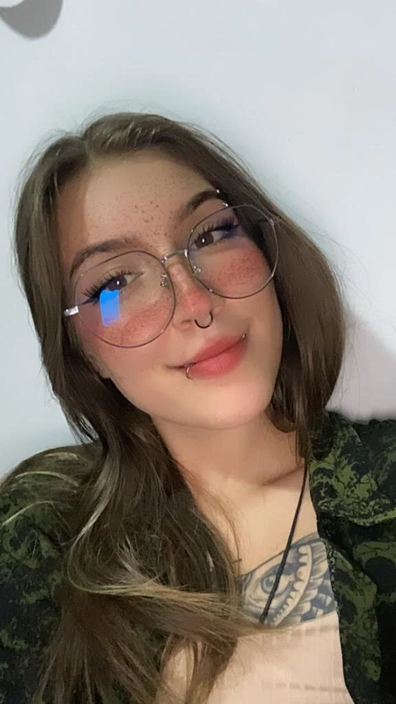 XXX Porn Photo of Nude Dakotaa_ 2