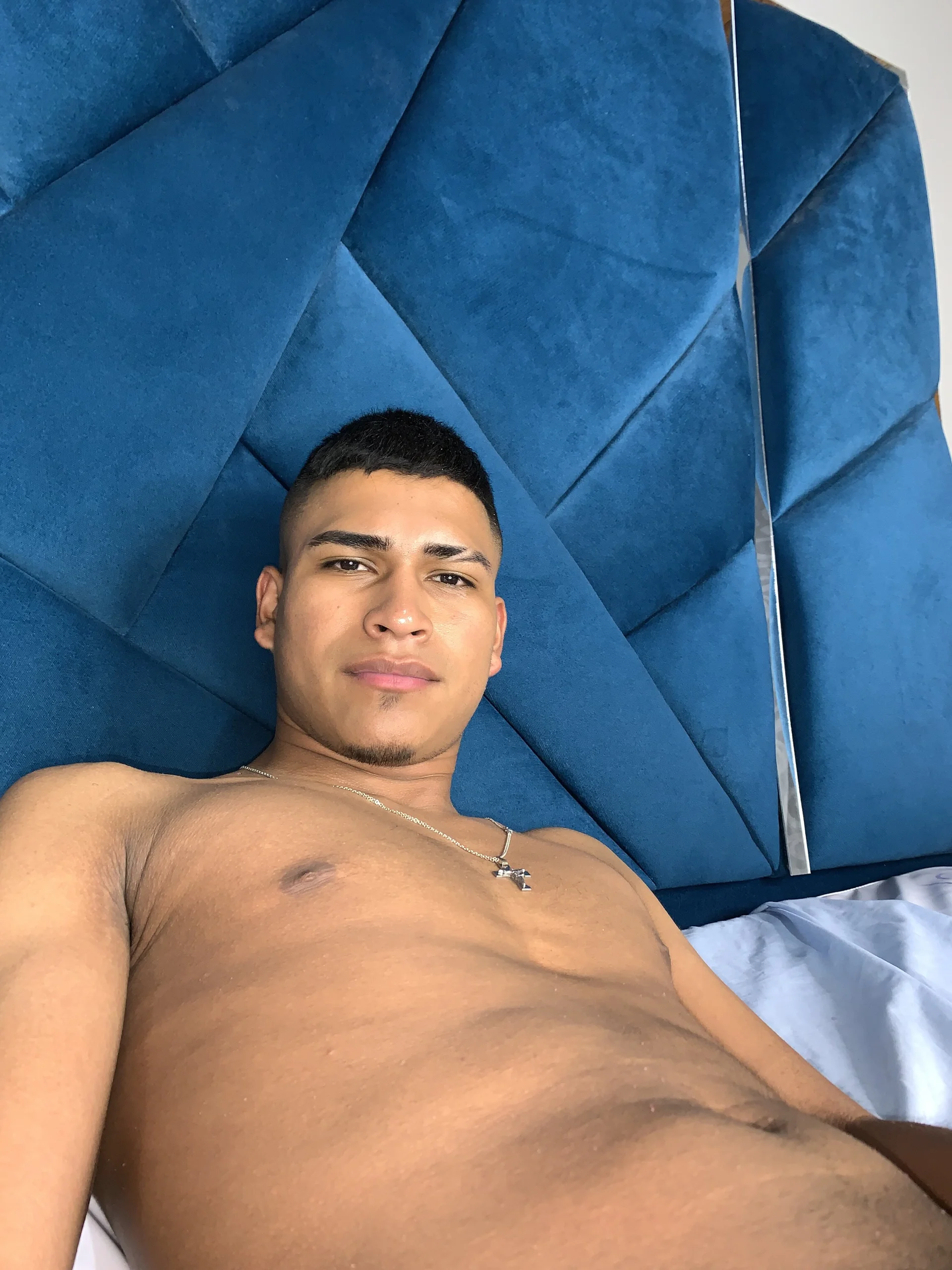 XXX Porn Photo of Nude Emiliano_Reyes 20