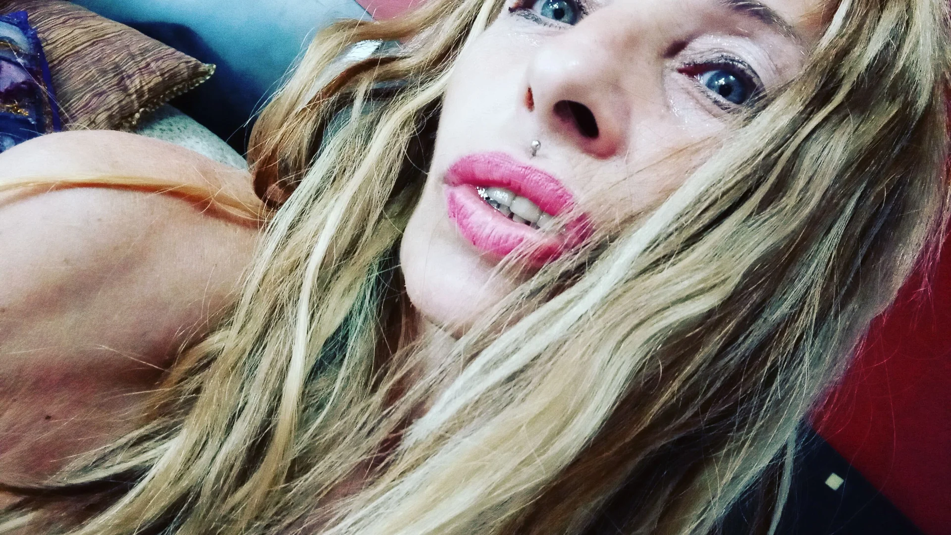 XXX Porn Photo of Nude FrozenWaffle 9