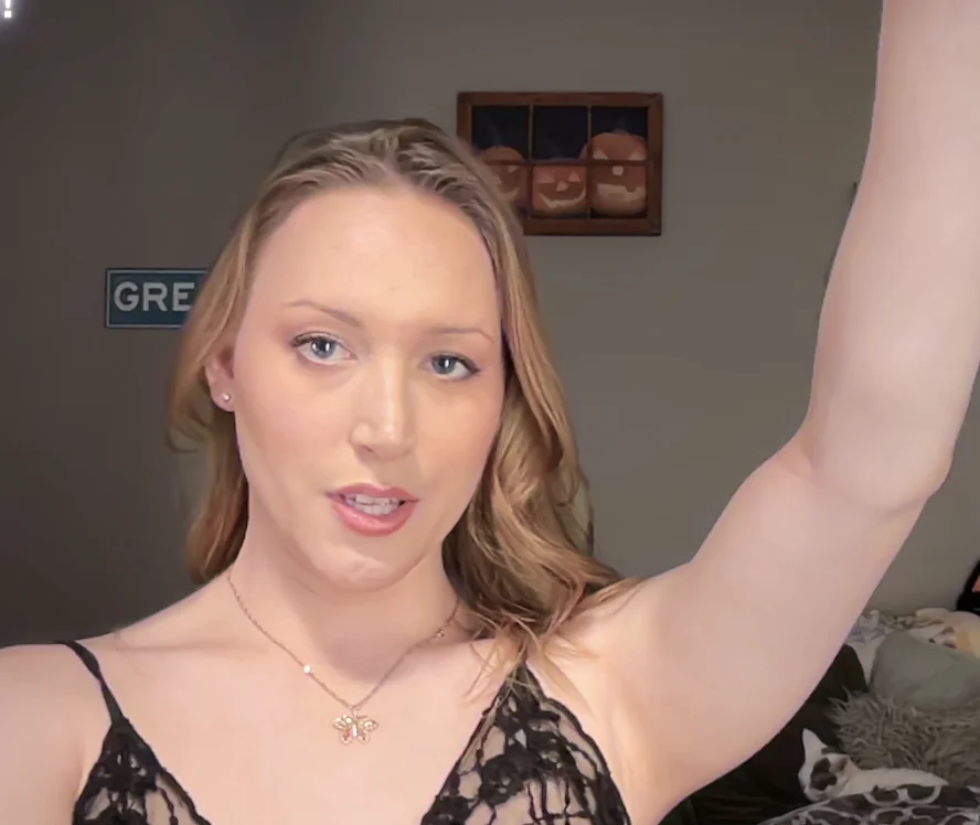 XXX Porn Photo of Nude greenxxxqueen 5