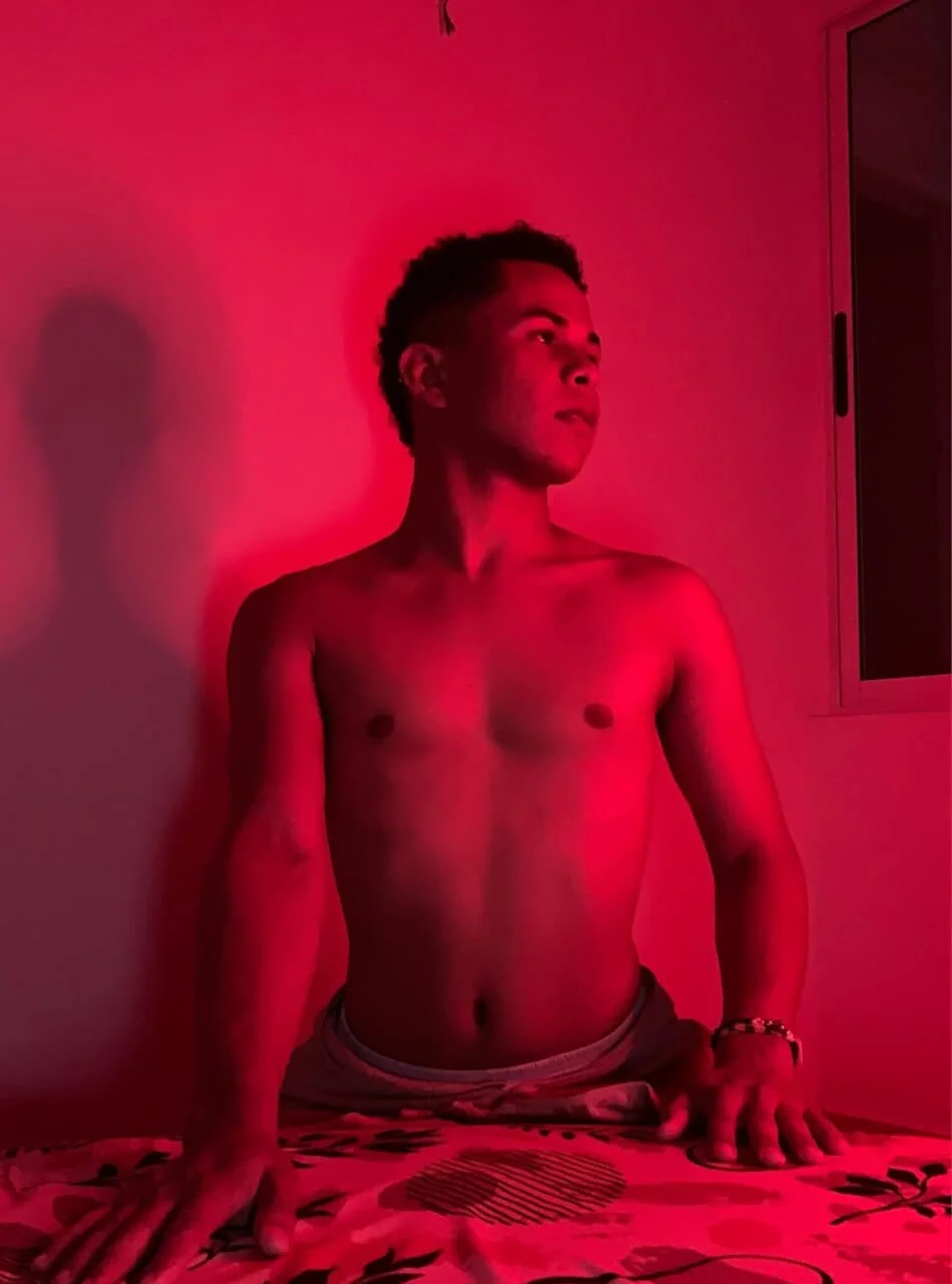 XXX Porn Photo of Nude Liams18 10