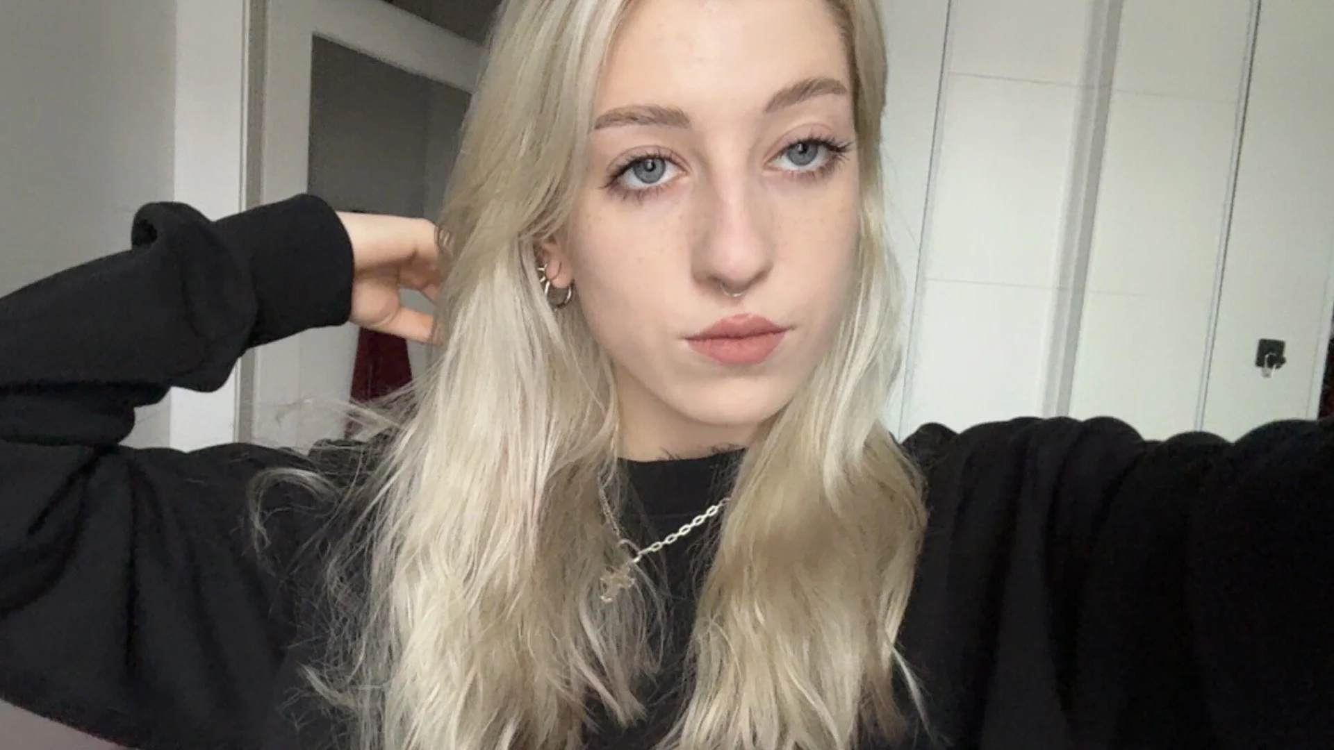 XXX Porn Photo of Nude EmmyWet 6