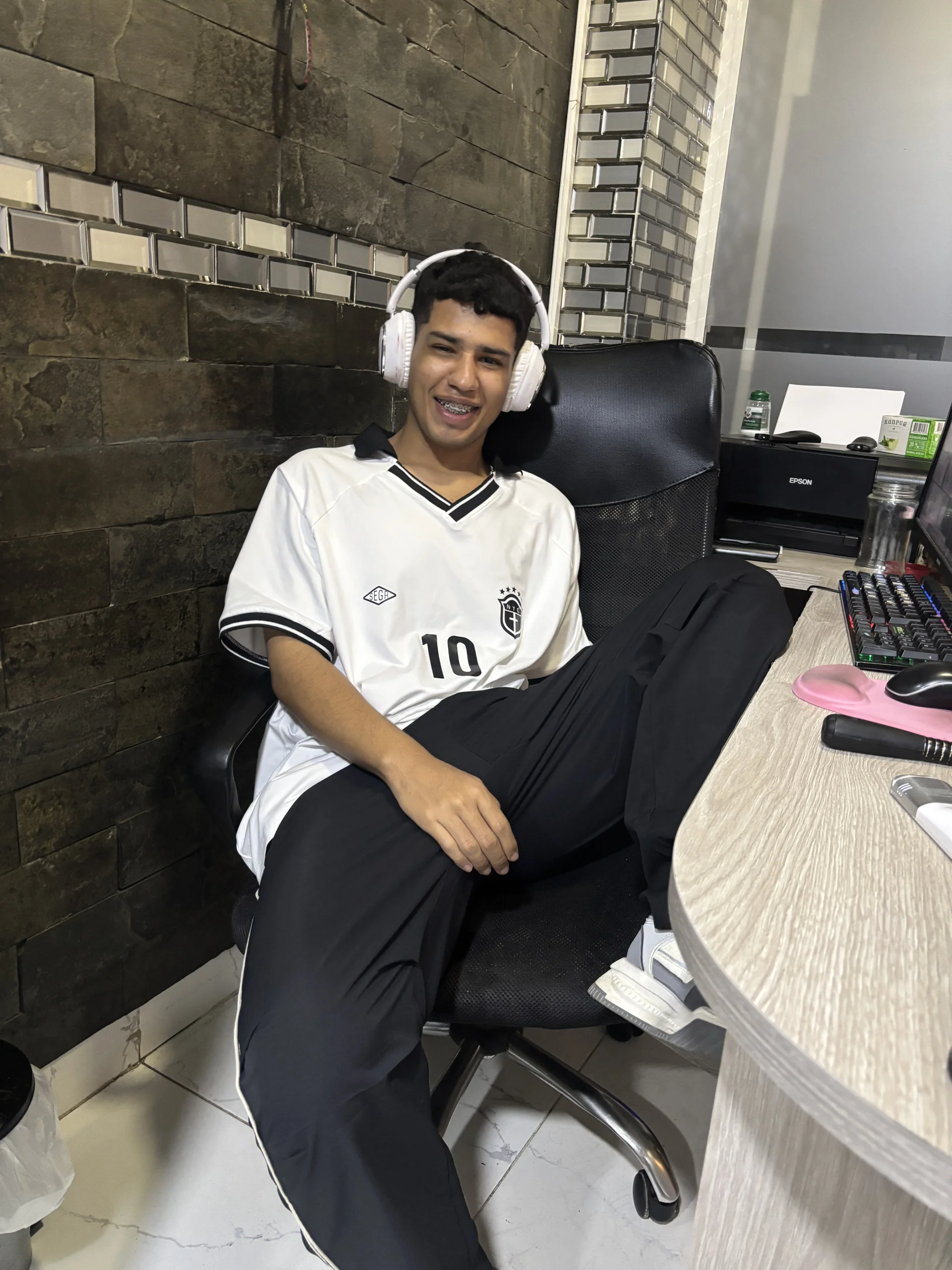 XXX Porn Photo of Nude Santiago_Foxx 8