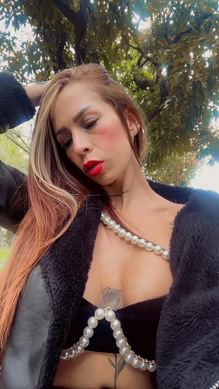 XXX Porn Photo of Nude zinnia_mosley 188