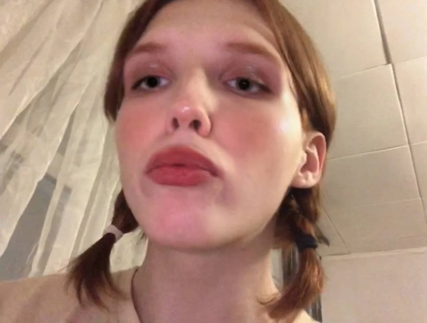 XXX Porn Photo of Nude xSophieexx 9