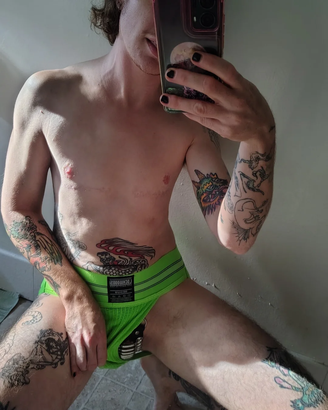 XXX Porn Photo of Nude dragonlock 1