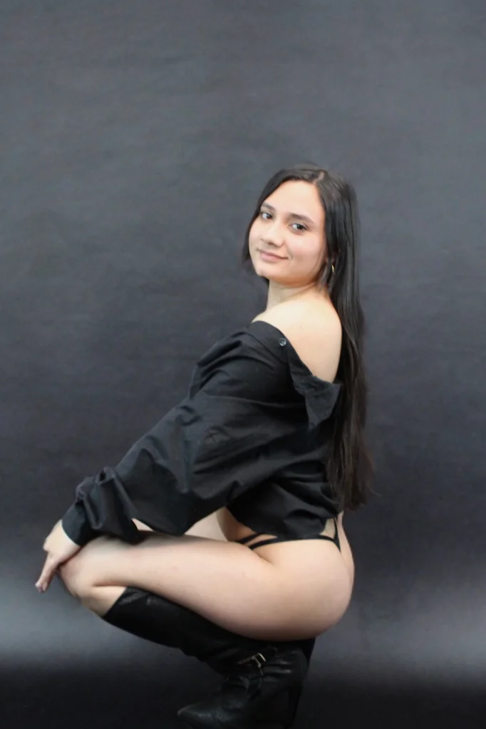 XXX Porn Photo of Nude emmars_ 176