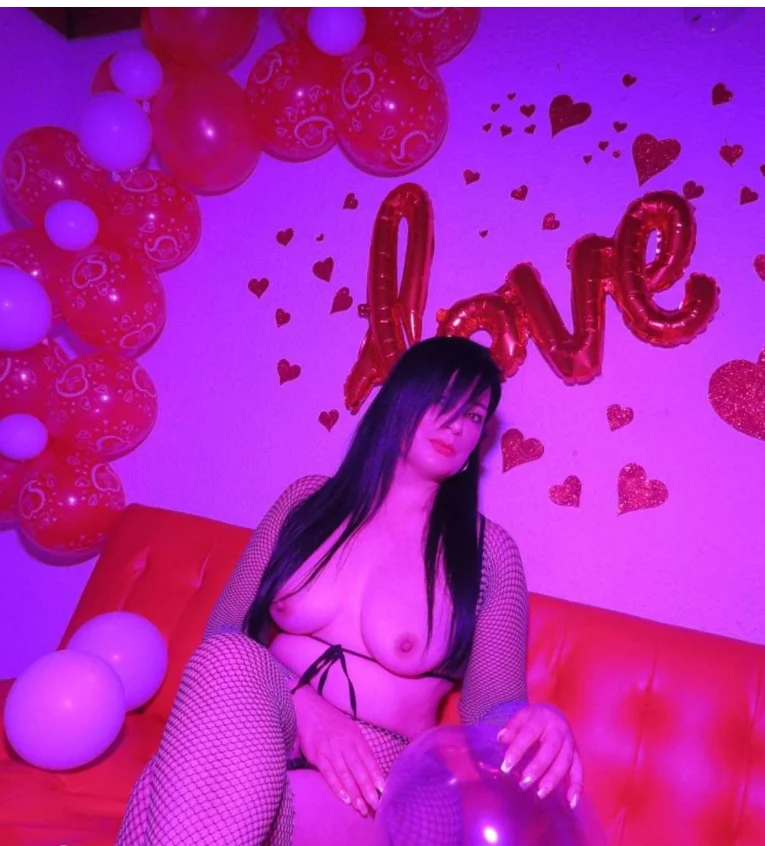 XXX Porn Photo of Nude Deepselena8 43