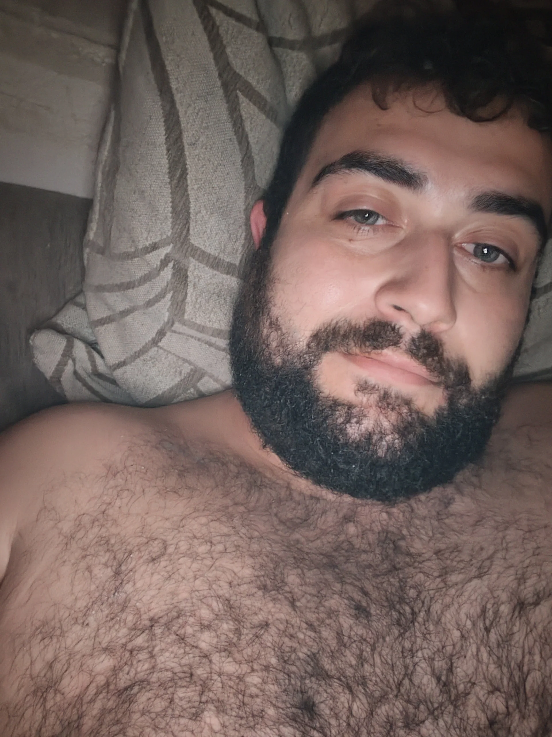 XXX Porn Photo of Nude GluingPerson 1