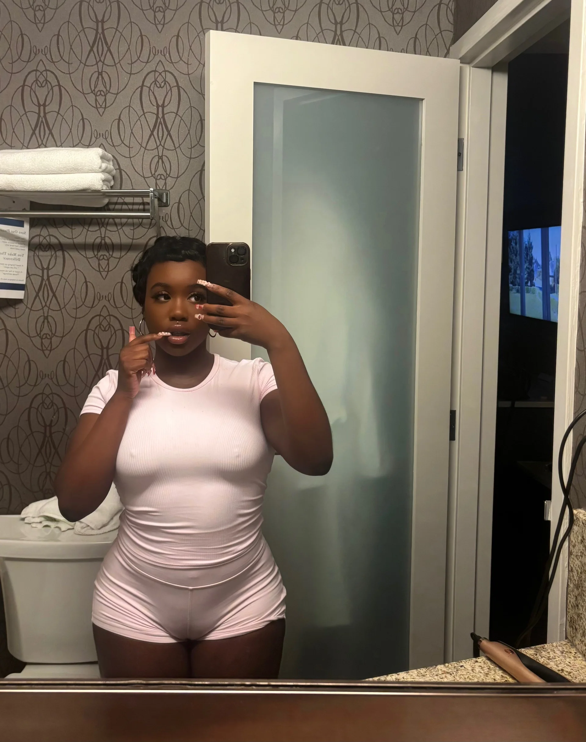 XXX Porn Photo of Nude London_xo 5