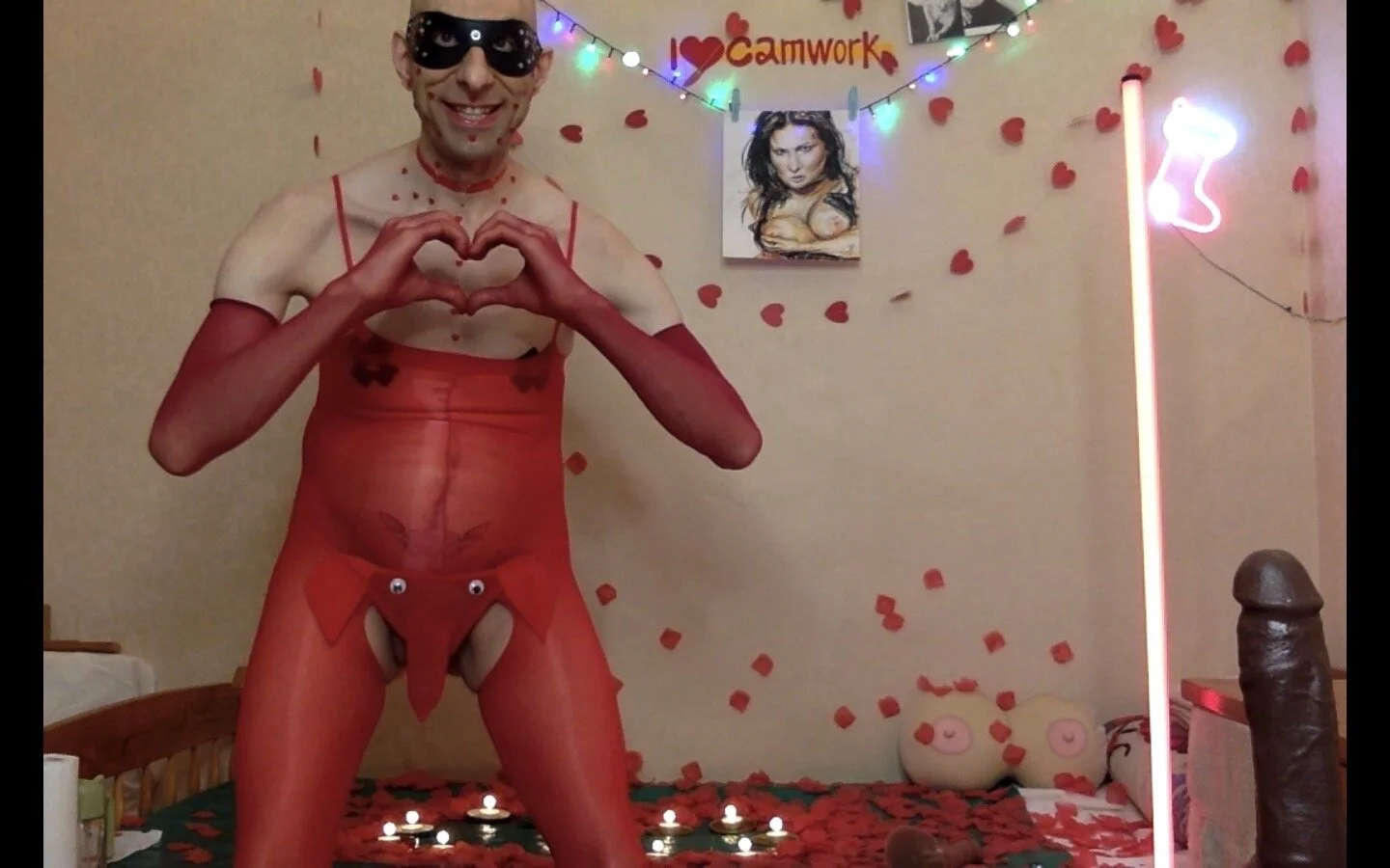 XXX Porn Photo of Nude HandsomeAlfie 100