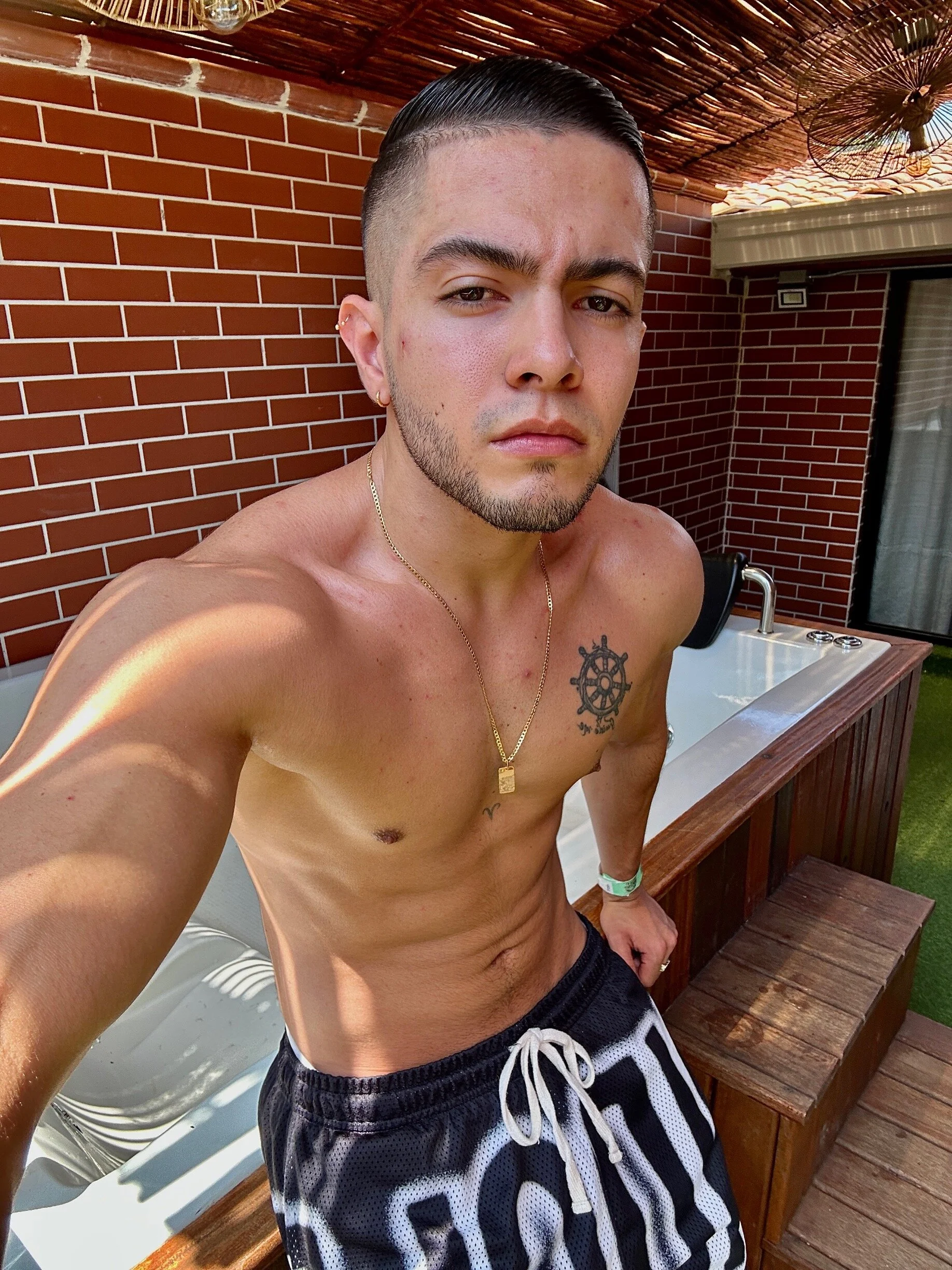 XXX Porn Photo of Nude GrantBlake 1