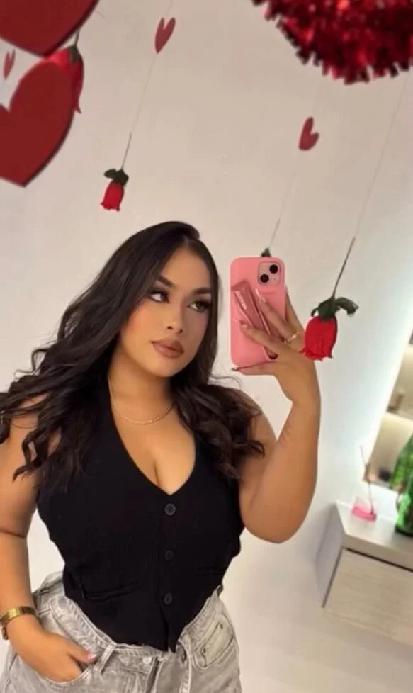 XXX Porn Photo of Nude Alma_sterling 5