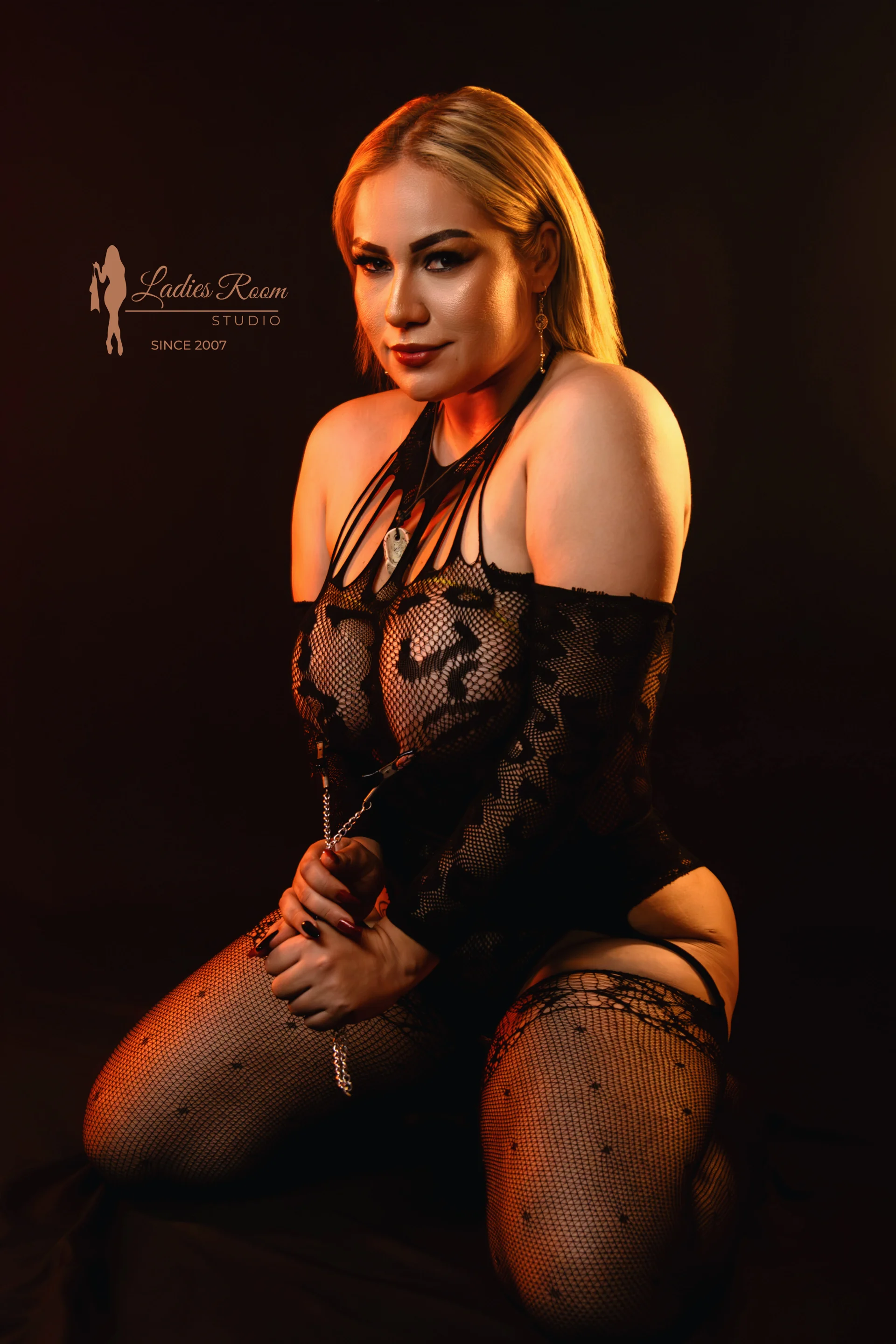 XXX Porn Photo of Nude Foxy_Slave 36