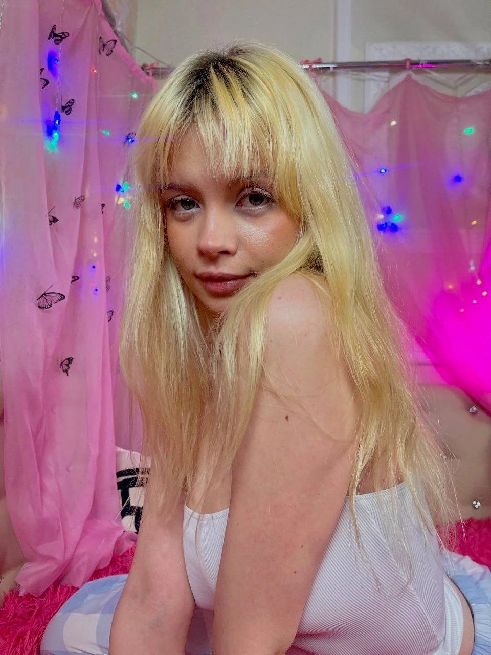 XXX Porn Photo of Nude AlysaMeow 21