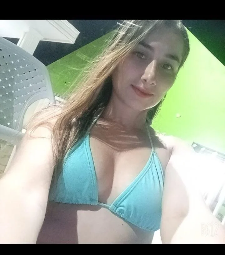 XXX Porn Photo of Nude Iris_love18 1