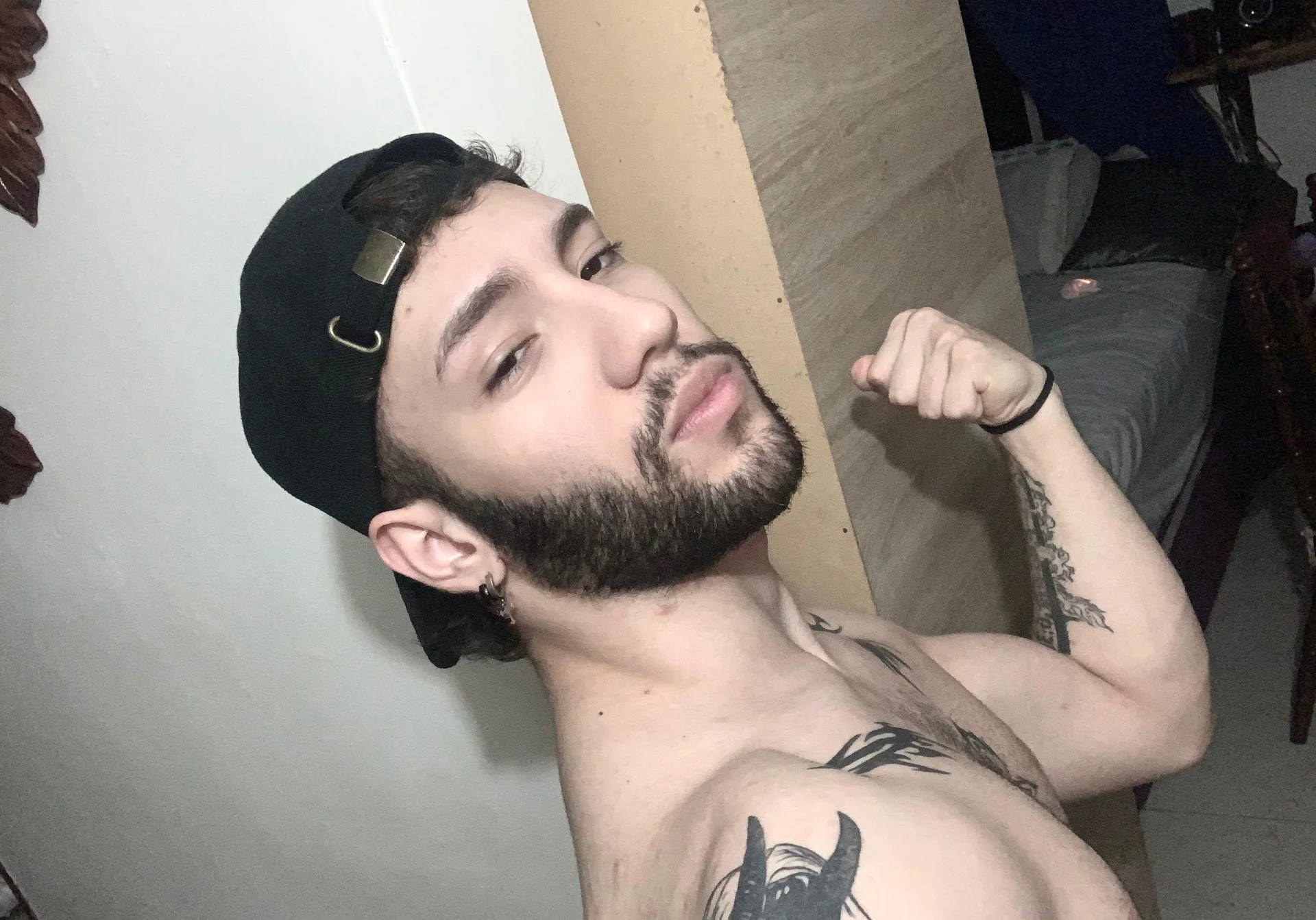 XXX Porn Photo of Nude angel_kyrozz 4