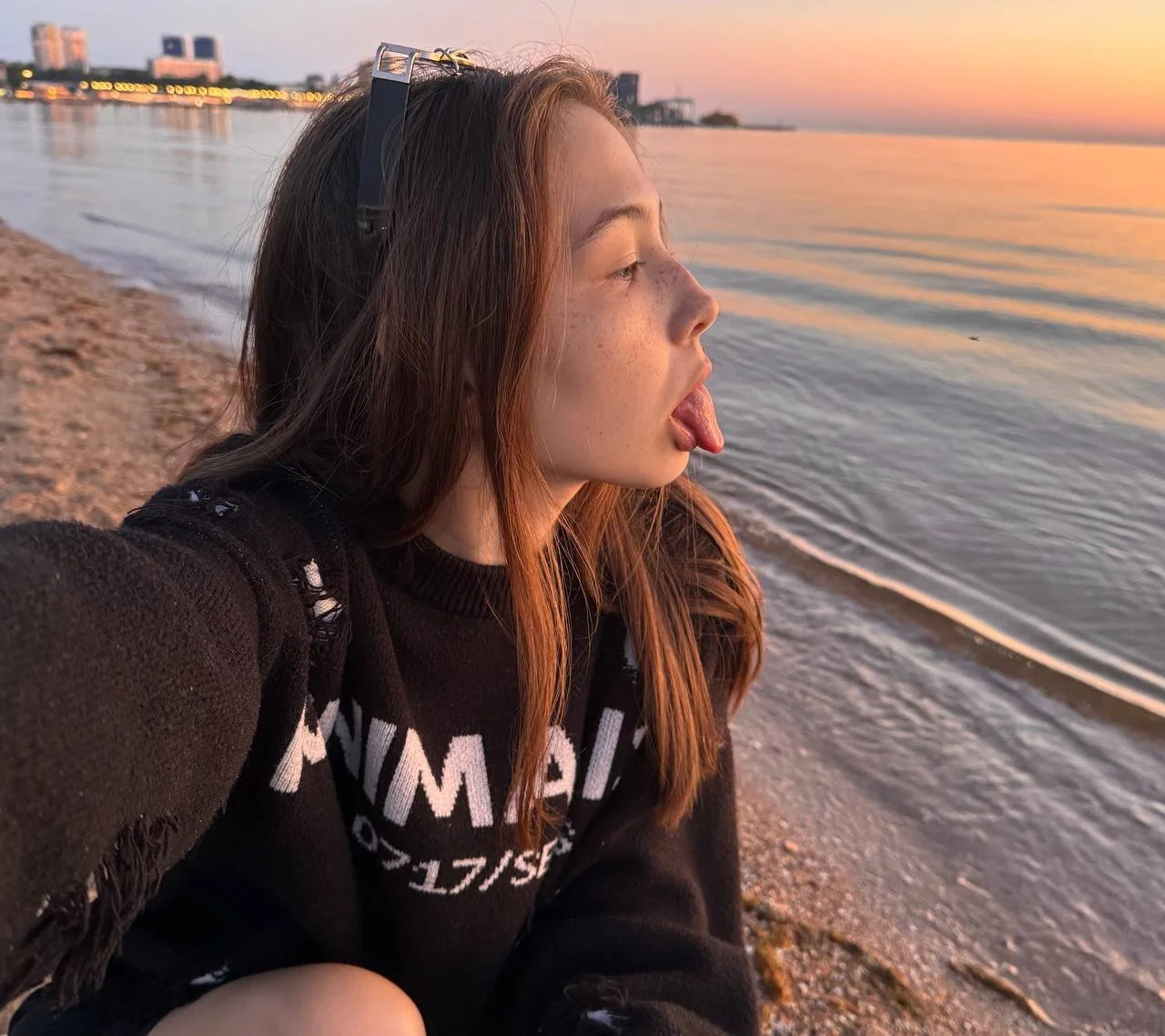 XXX Porn Photo of Nude luna_young 2