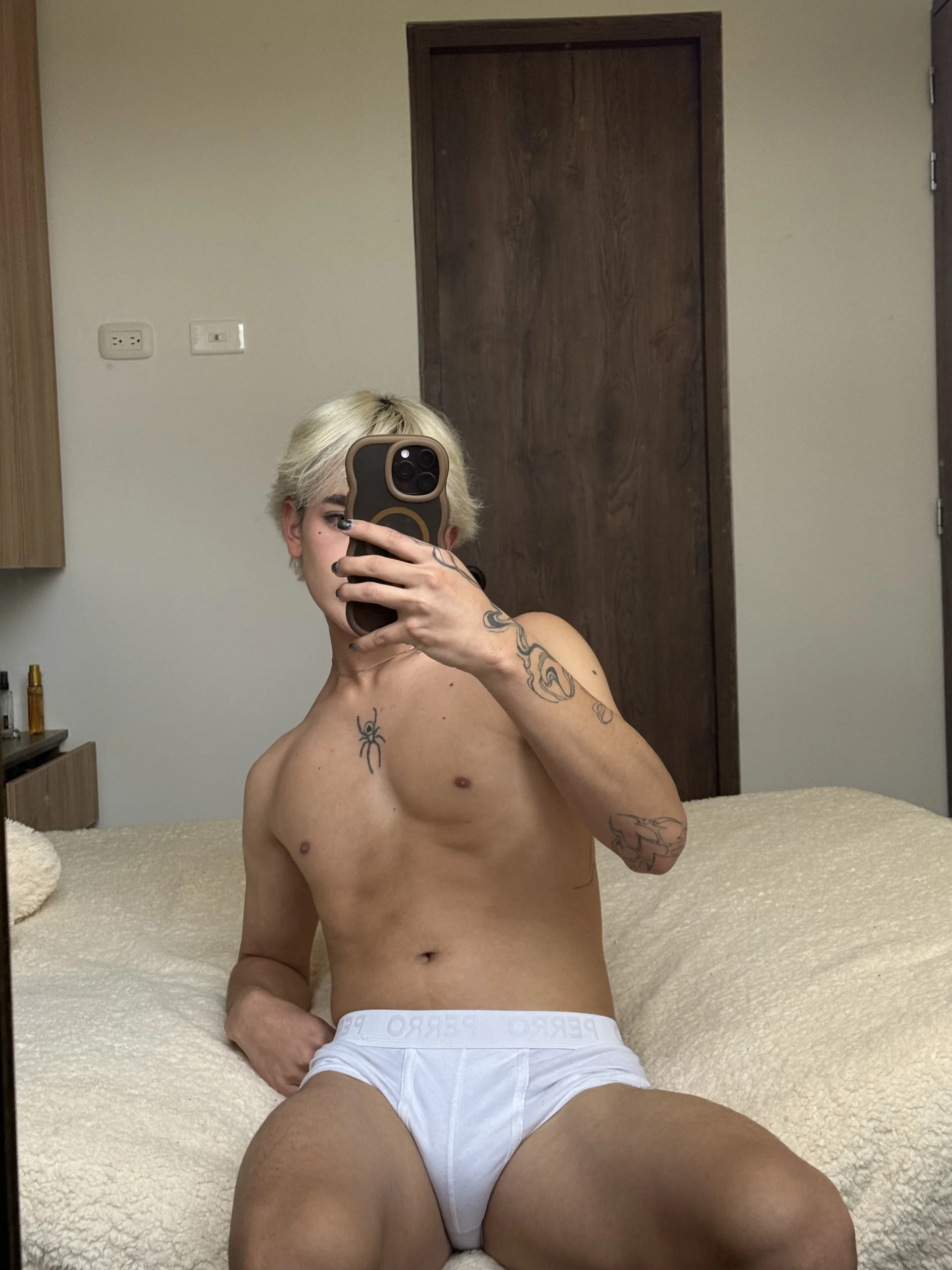 XXX Porn Photo of Nude sweettfoxx 3