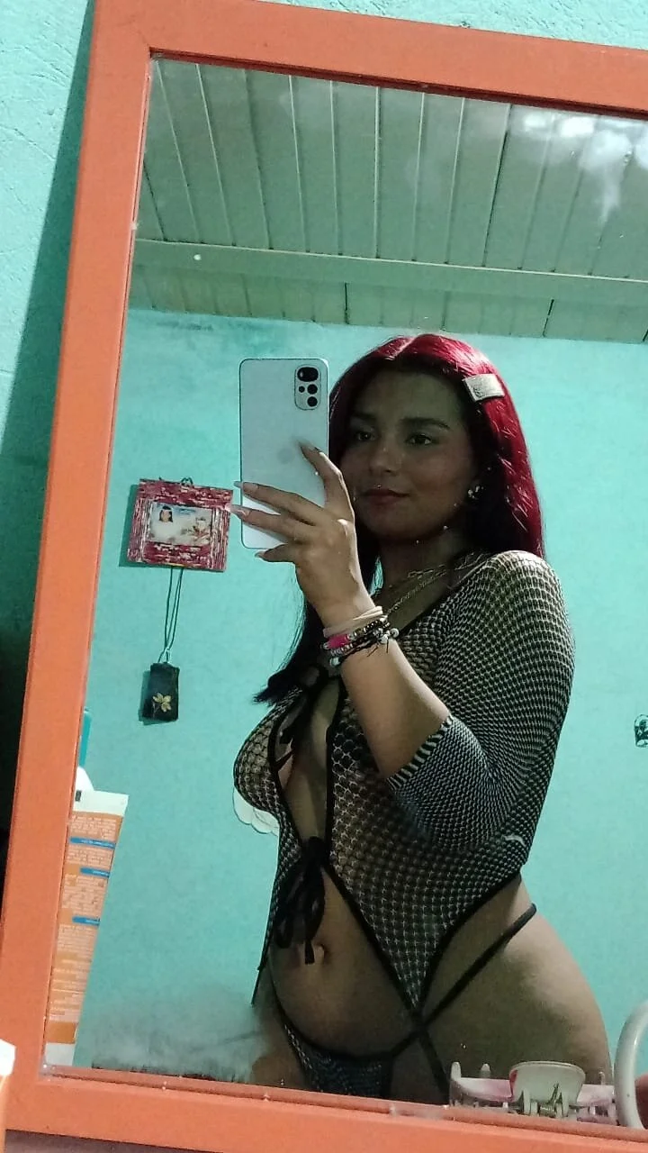 XXX Porn Photo of Nude Candys_victoria 4