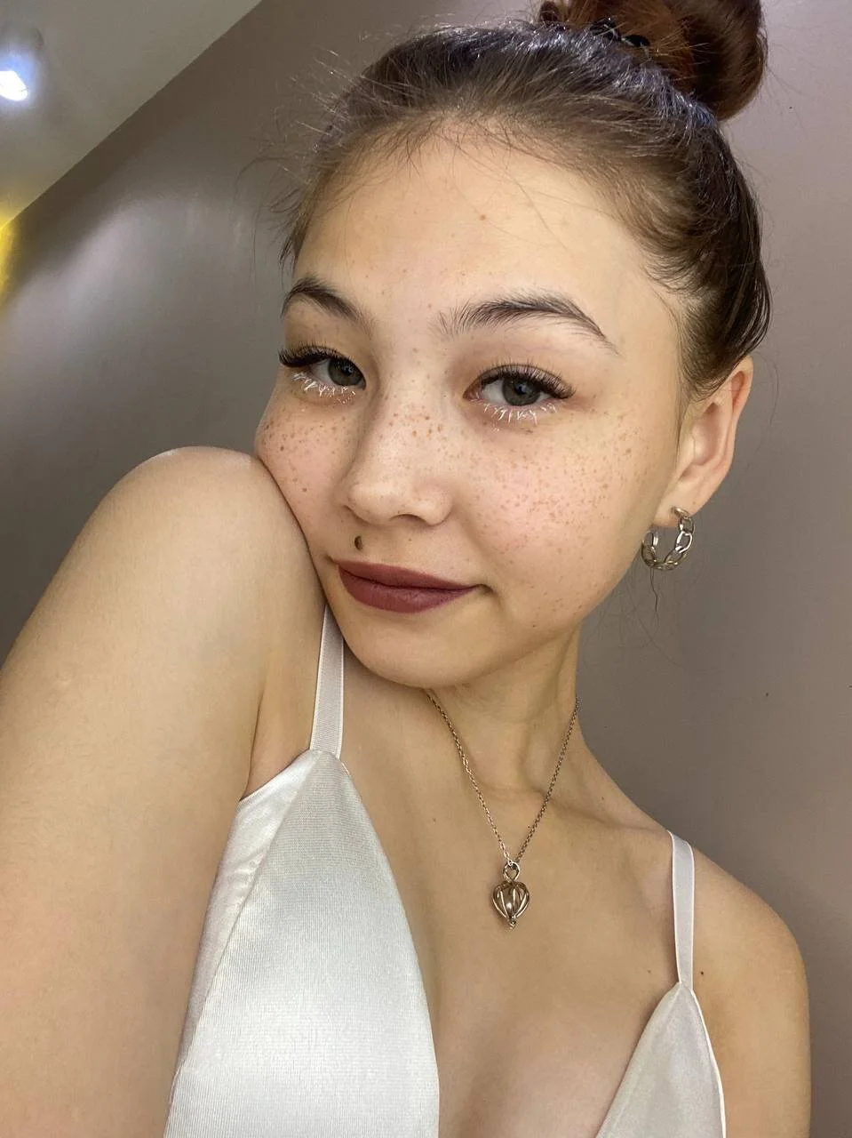 XXX Porn Photo of Nude luna_young 72