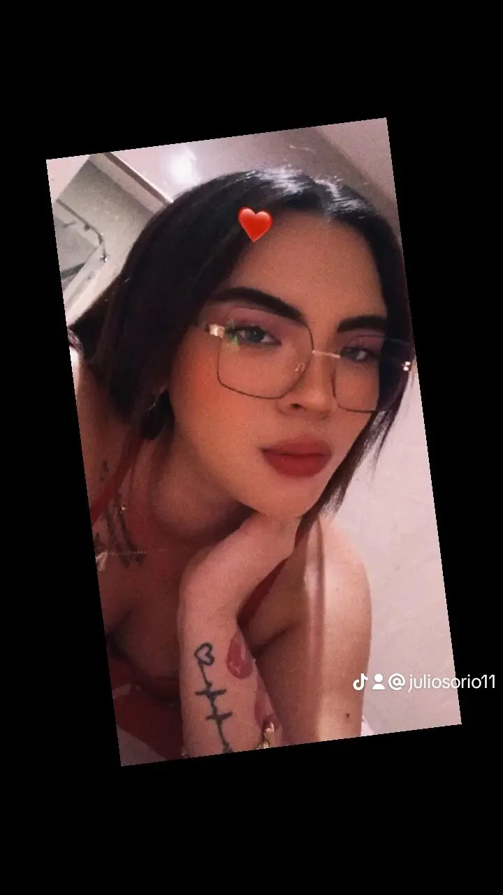 XXX Porn Photo of Nude Nicol_812 1