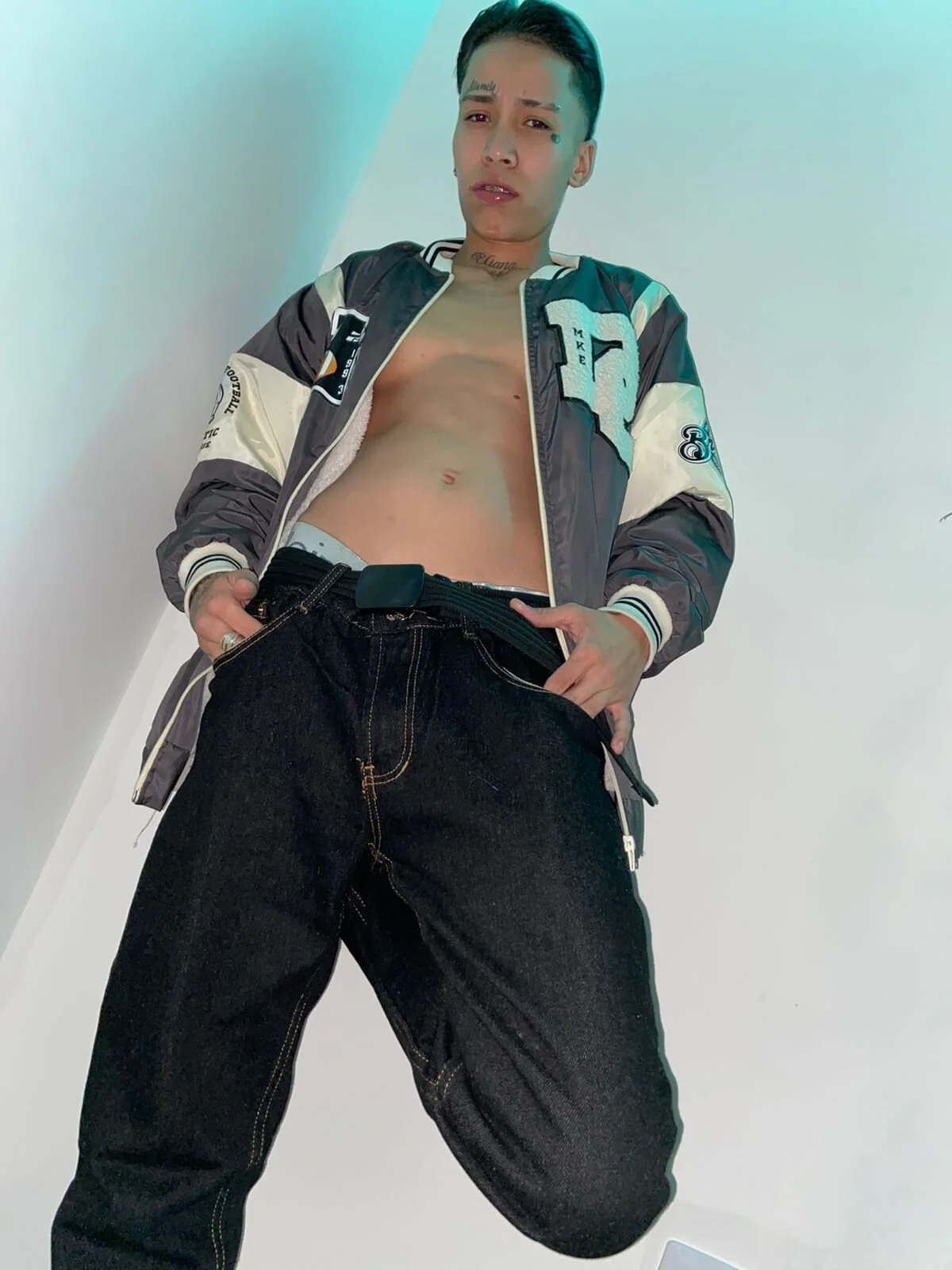 XXX Porn Photo of Nude Jonesliam23 8