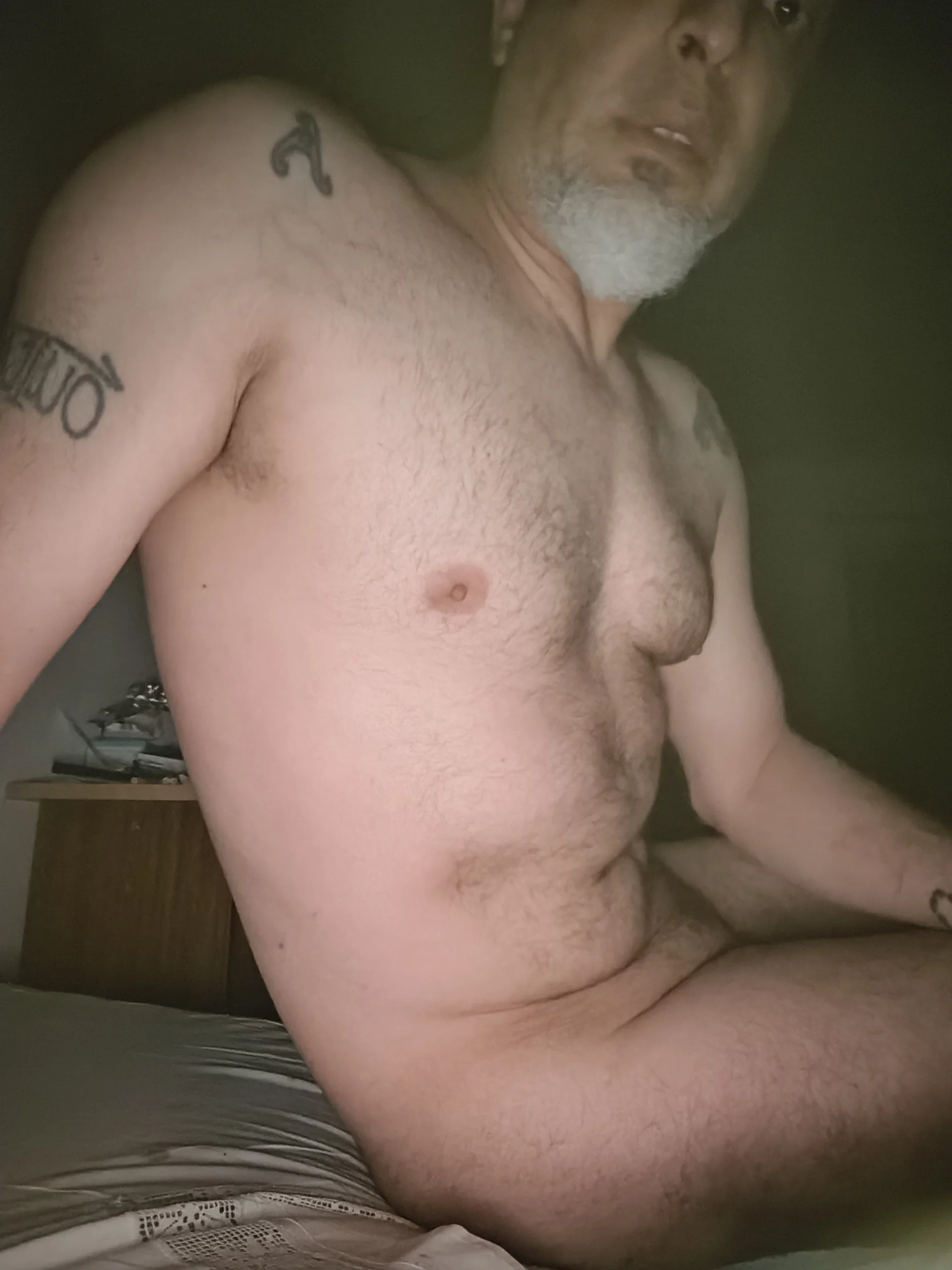 XXX Porn Photo of Nude hotsolosexyguy 1