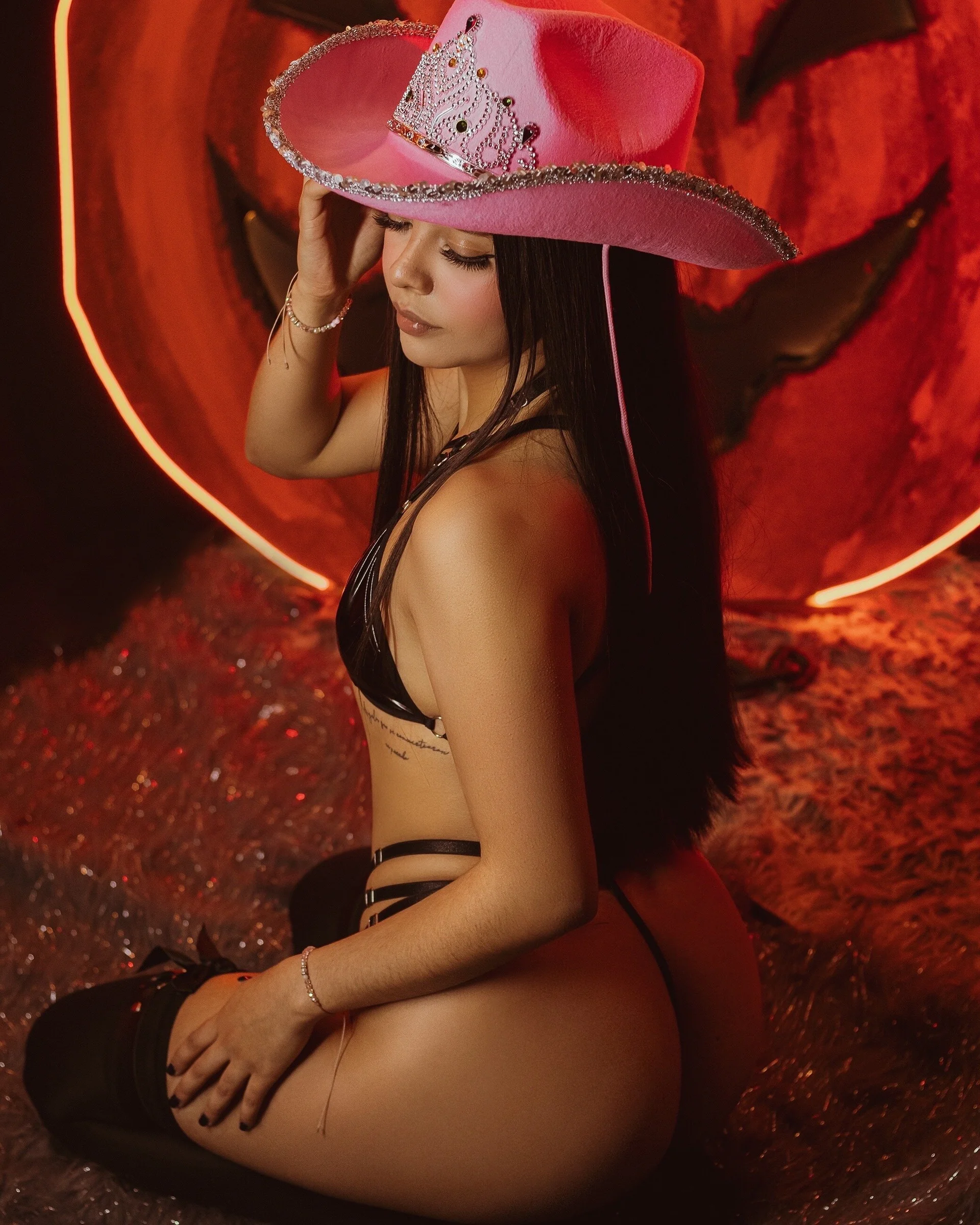 XXX Porn Photo of Nude gisellee__ 28