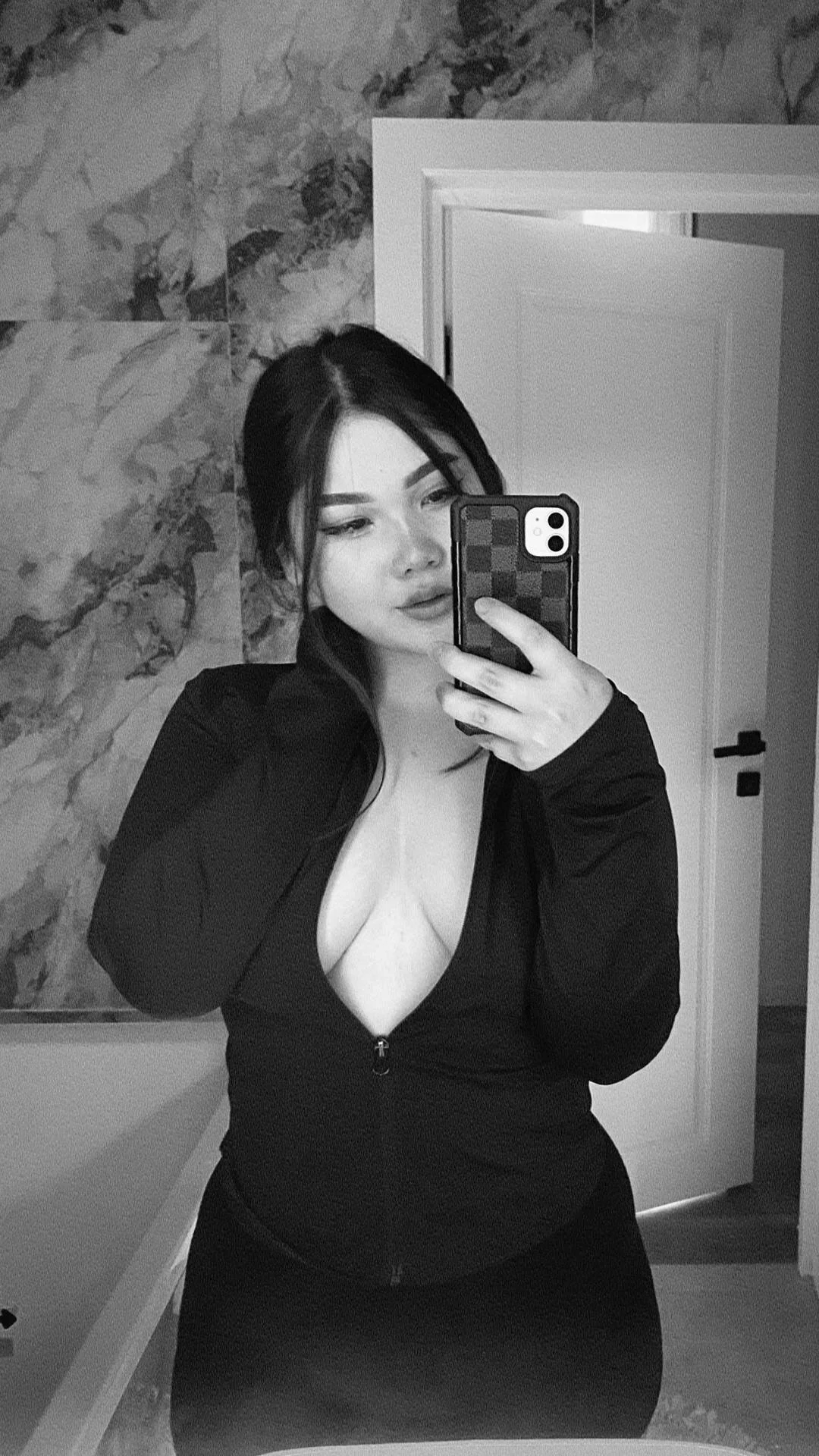 XXX Porn Photo of Nude Aiko_mainee 1