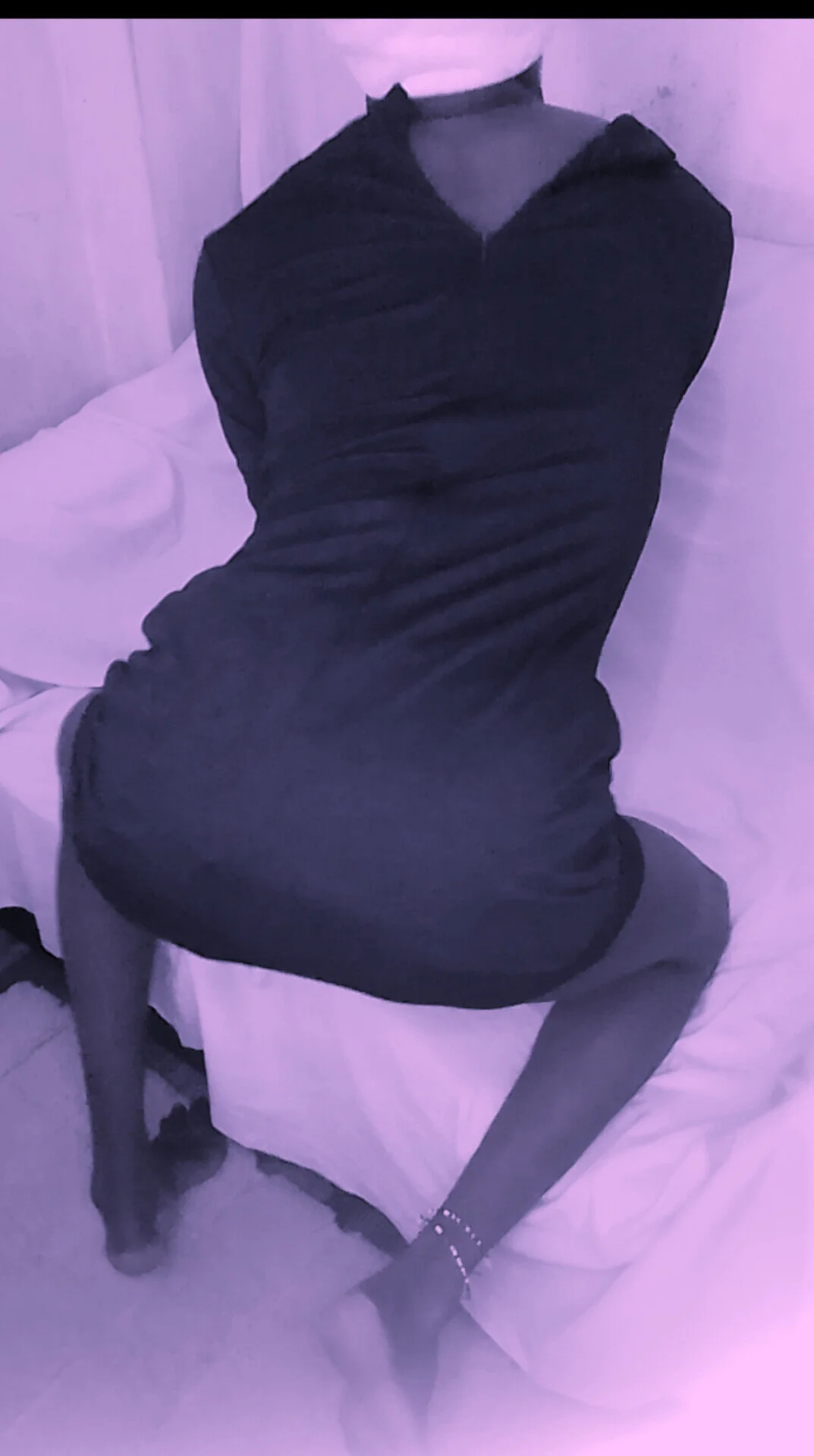 XXX Porn Photo of Nude GrownAngle1 3