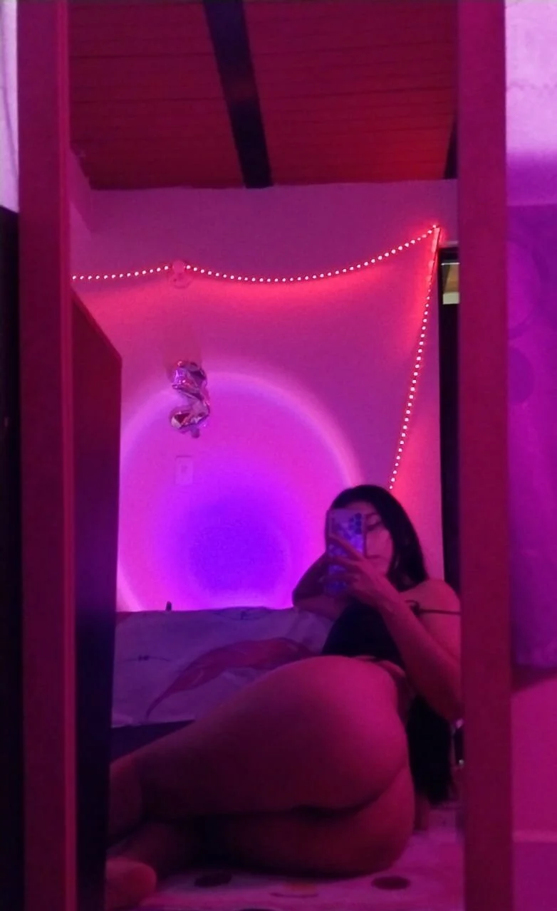 XXX Porn Photo of Nude kattiSquirtt 3