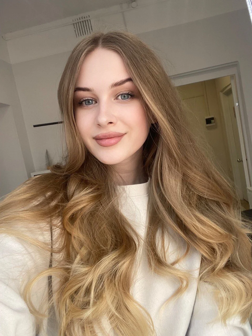 XXX Porn Photo of Nude soft_babe 2