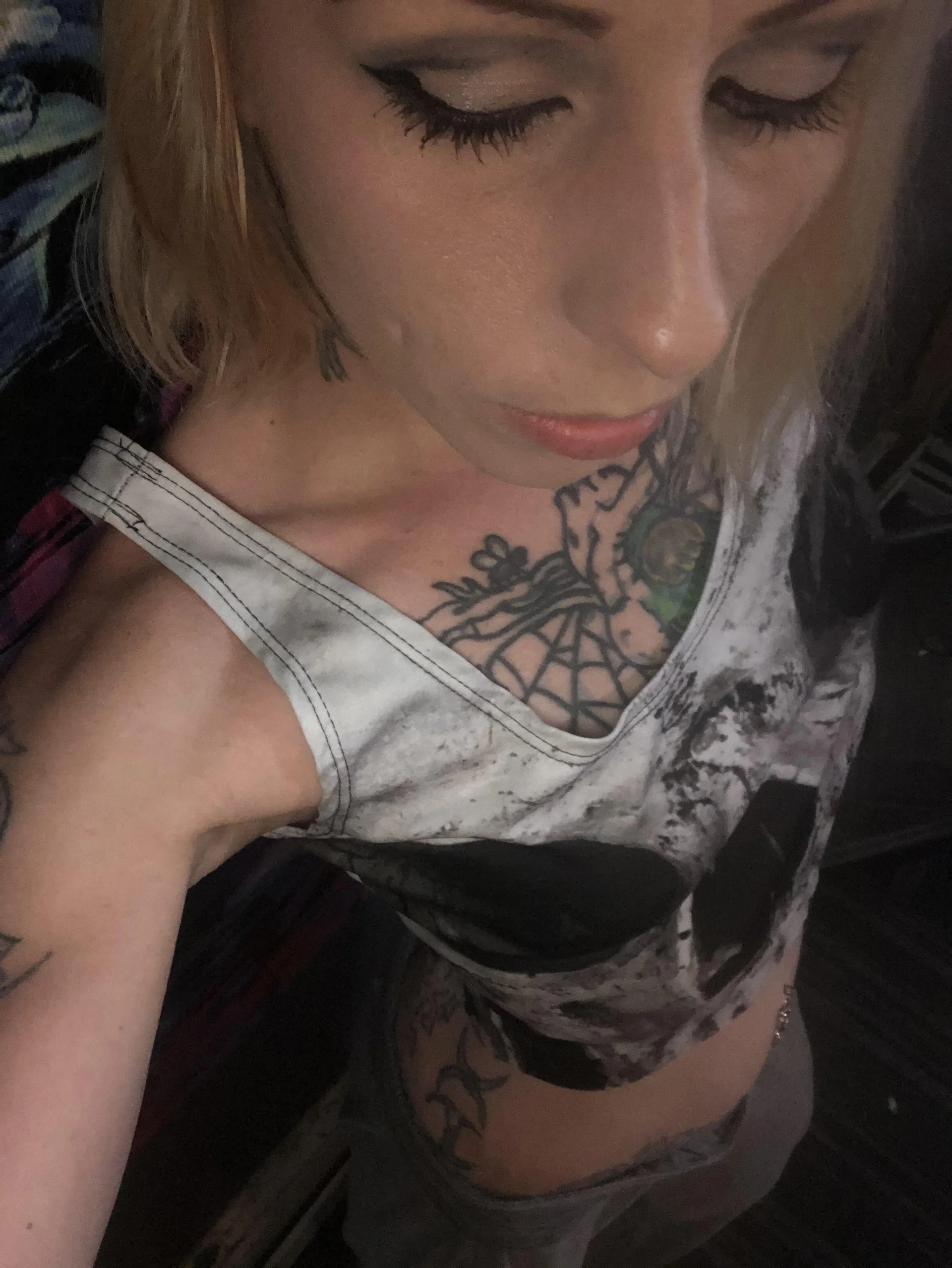 XXX Porn Photo of Nude TeenyDoll 3