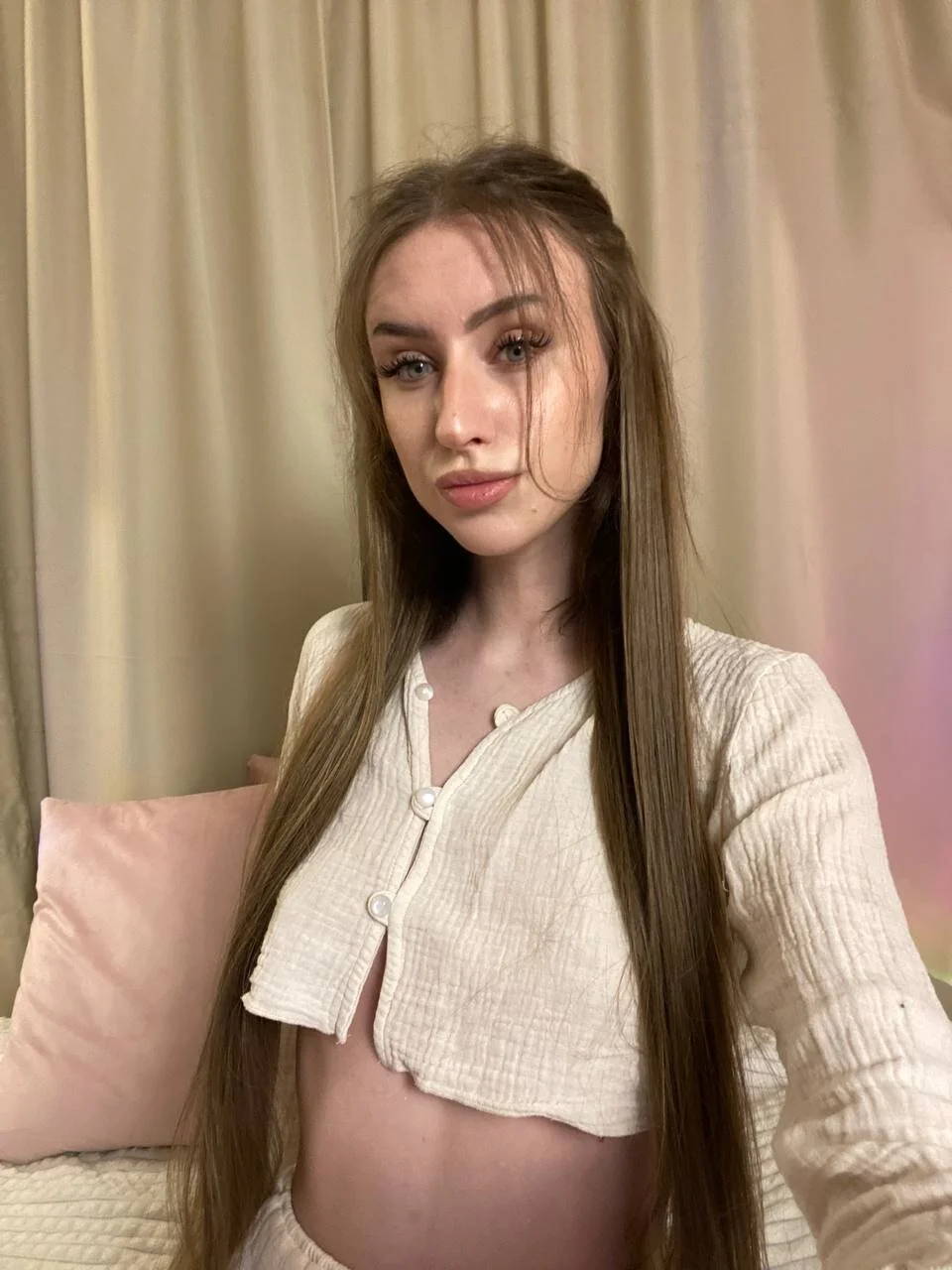 XXX Porn Photo of Nude EllieRough 13