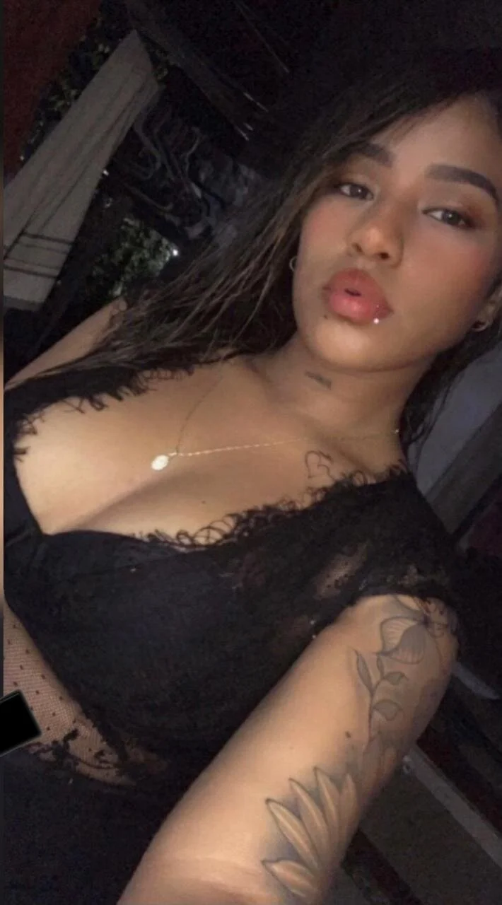 XXX Porn Photo of Nude charlotte_velez 4