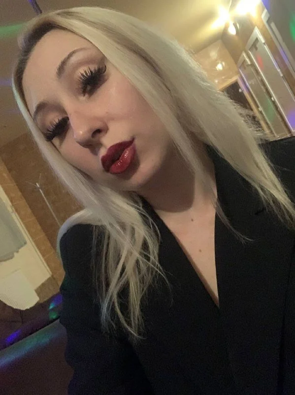 XXX Porn Photo of Nude LaineWilliams 2