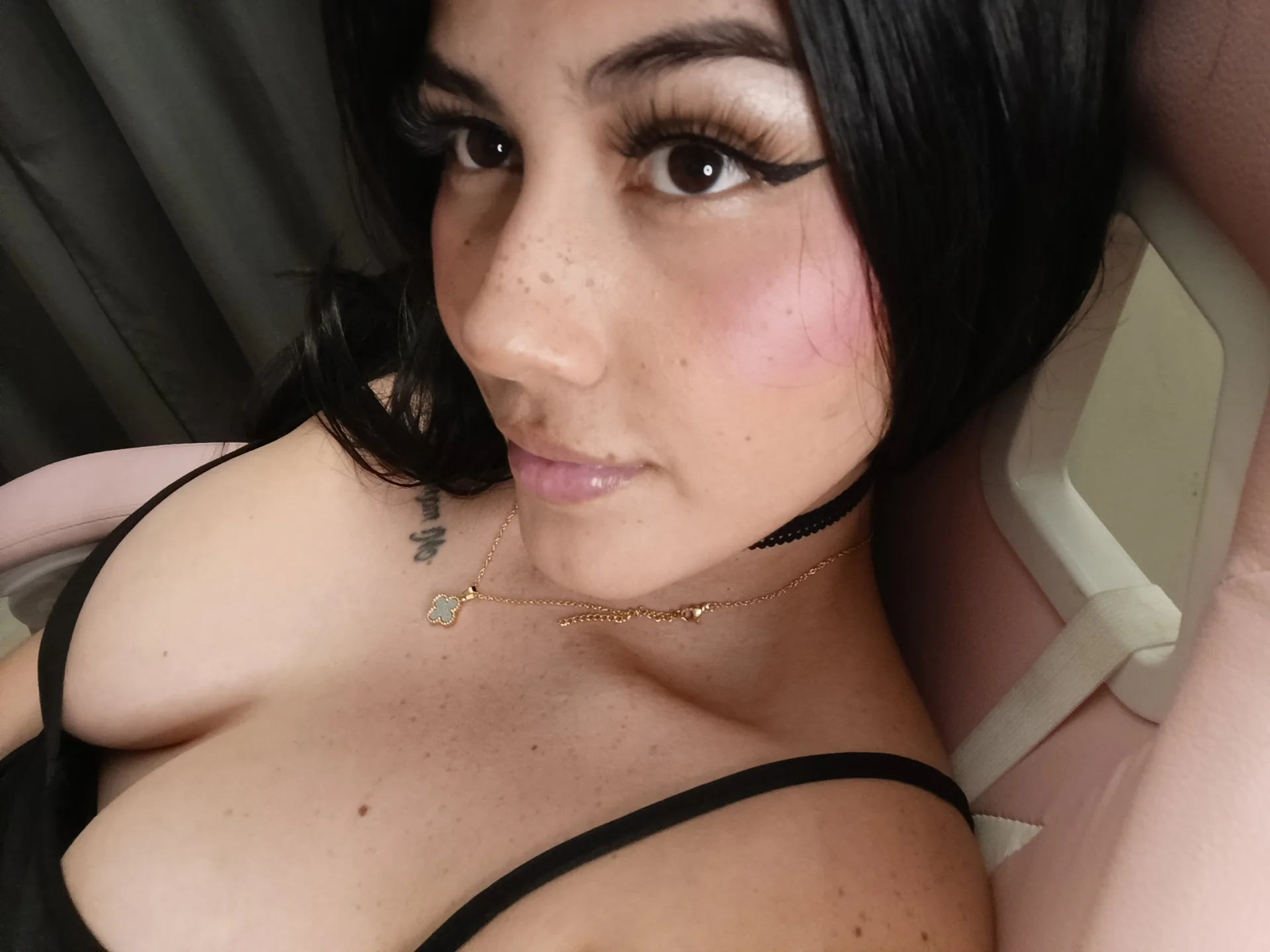XXX Porn Photo of Nude angelic1 4