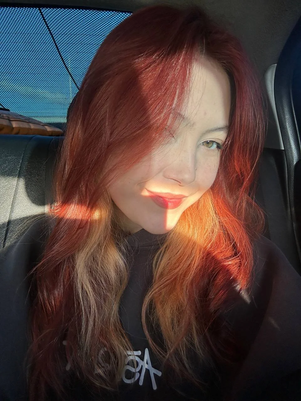 GoddamnSheSoHot