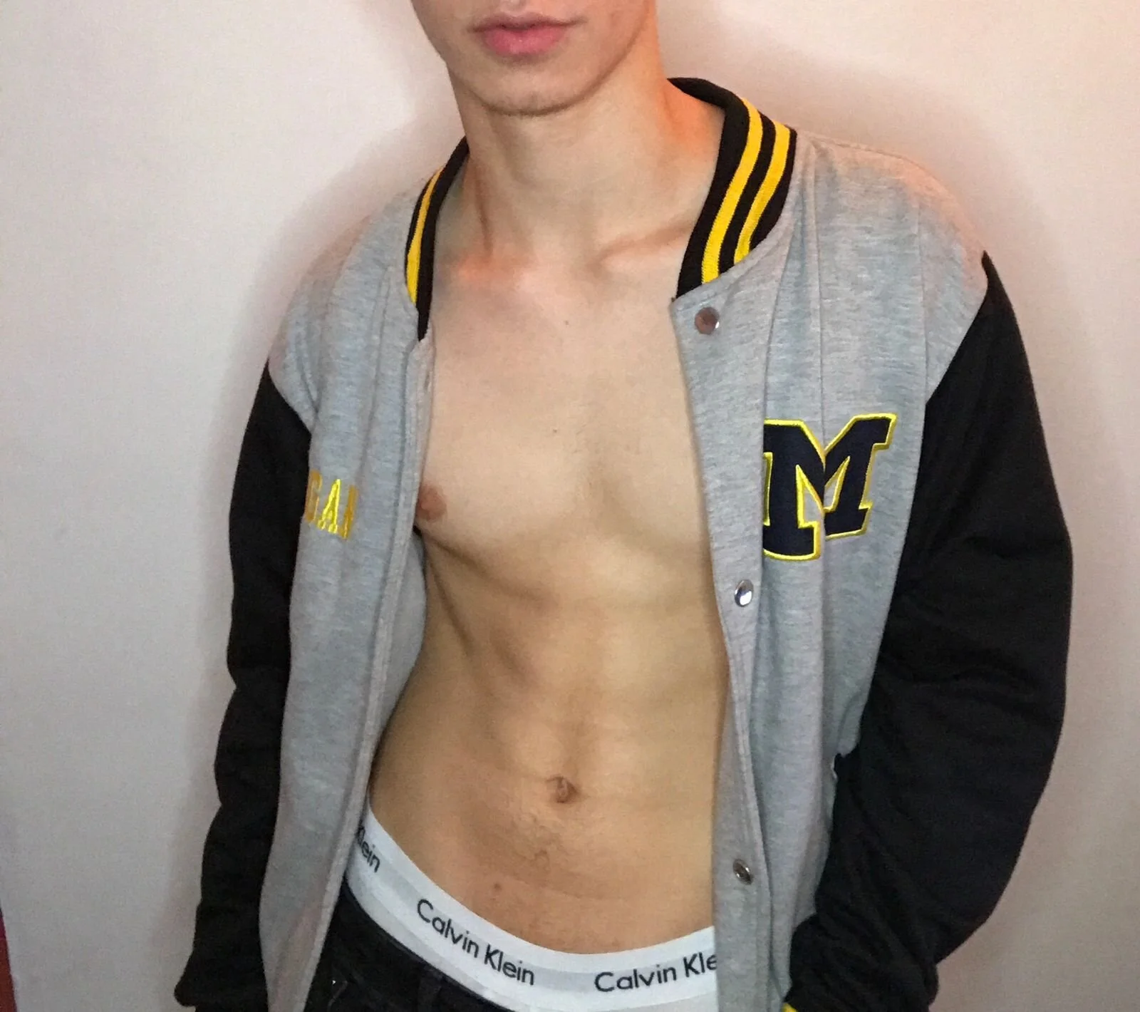 XXX Porn Photo of Nude Logan_Woods 8