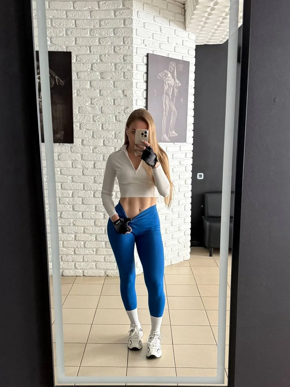 XXX Porn Photo of Nude AnabelSinclair 10